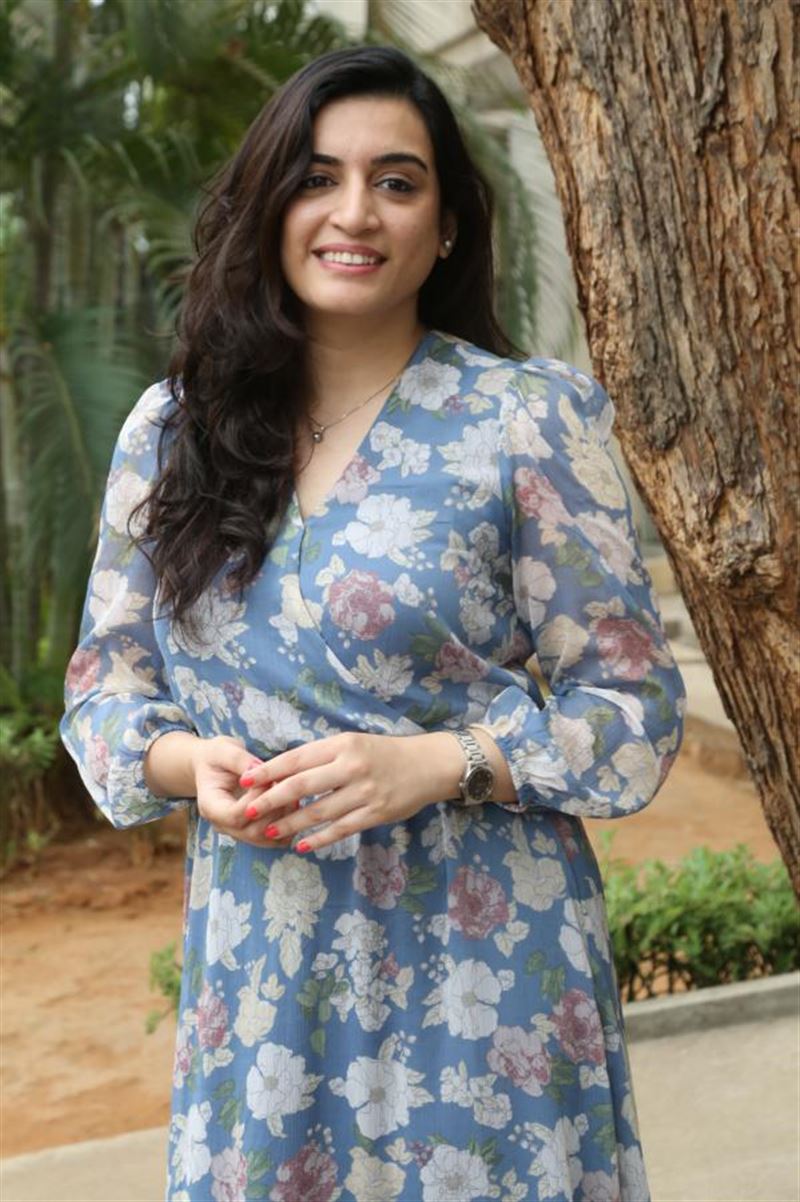 Telugu Actress Krishna Manjusha at Konchem Hatke Movie Launch